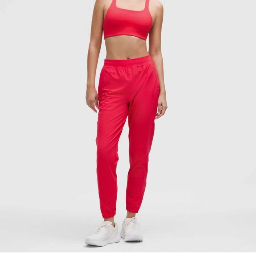 lululemon🍋Adapted State Women's Jogger Red Glow -HR-Full Length Size 10 - Picture 2 of 9